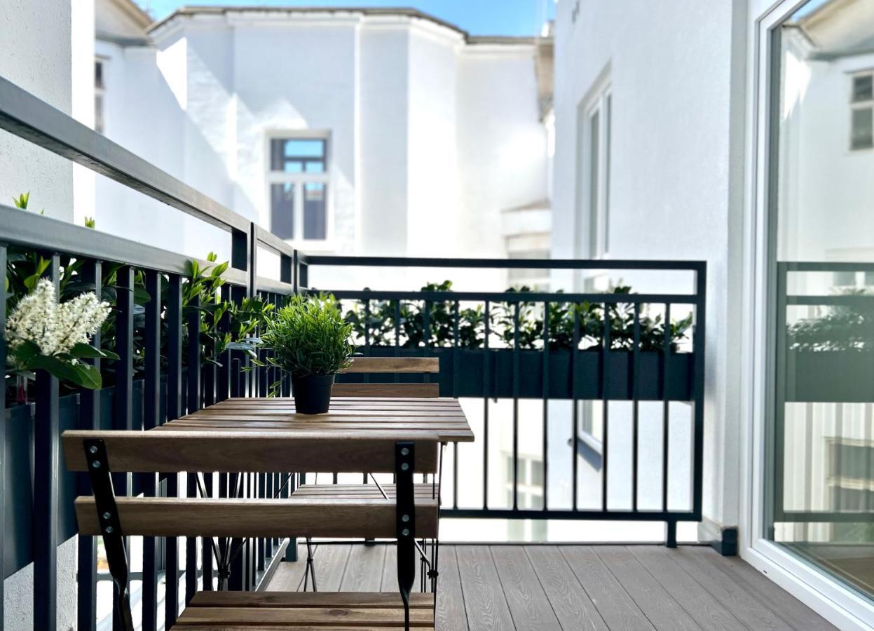 Alon Homes Vienna - Premium City Center Apartments מראה חיצוני תמונה